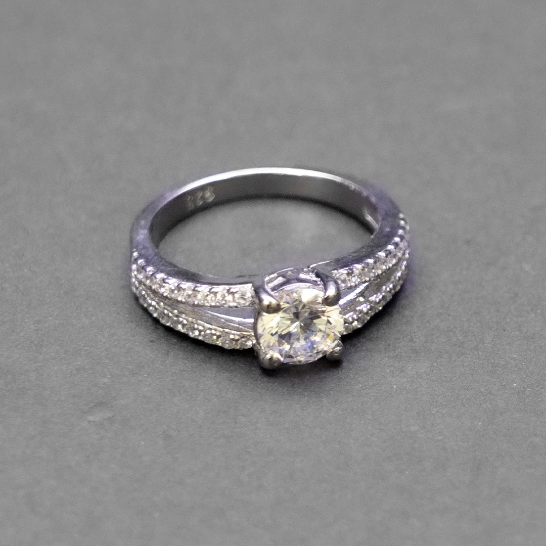Split Band CZ Diamond 925 Sterling Silver Ring