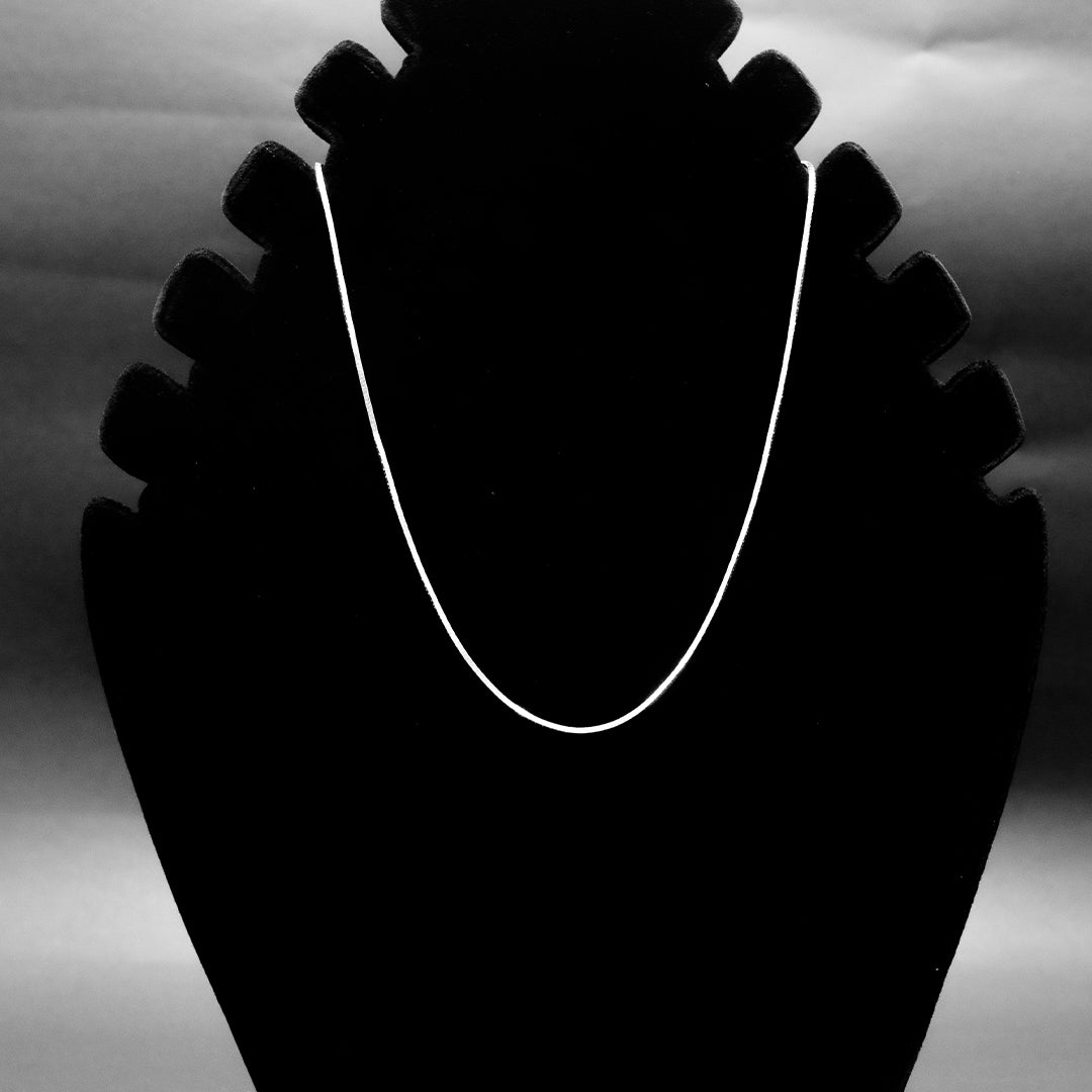 Elegant 925 Silver Thin Chain Necklace for Women