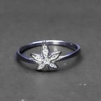 925 Sterling Silver Floral Star Ring