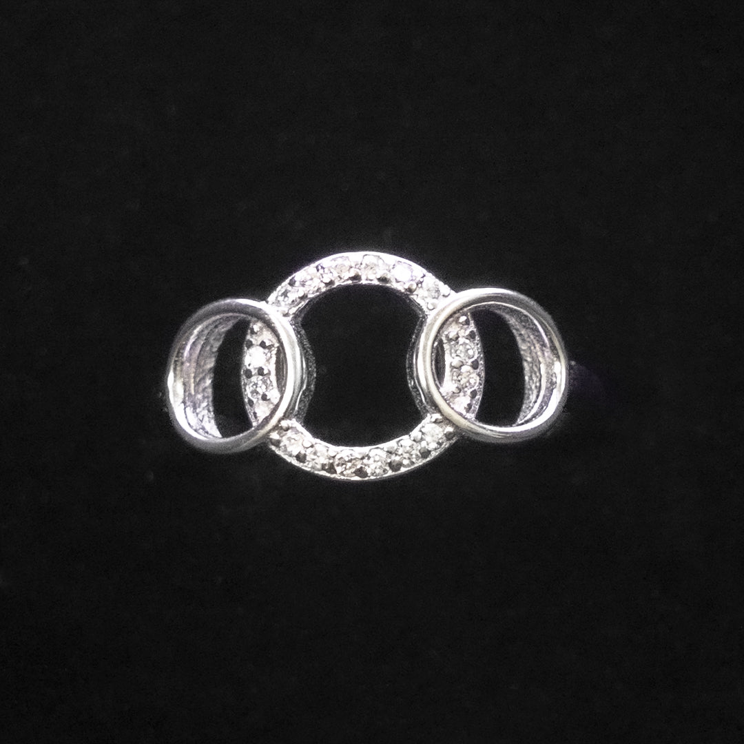 925 Sterling Silver Interlocking Circle Ring