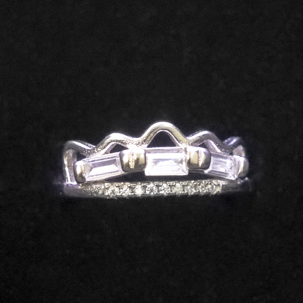 925 Sterling Silver Interlocking Wave Ring