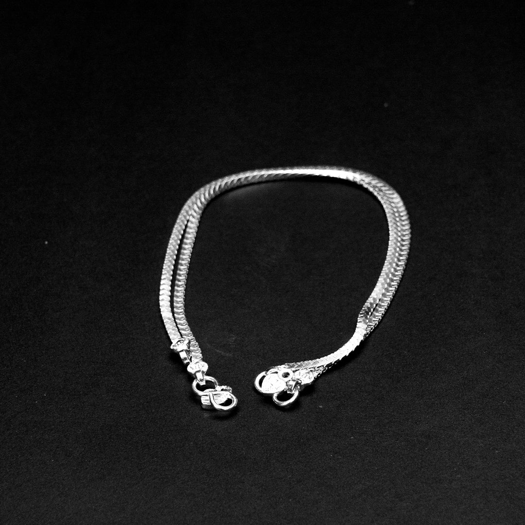 Sleek 925 Sterling Silver Single Strand Anklet