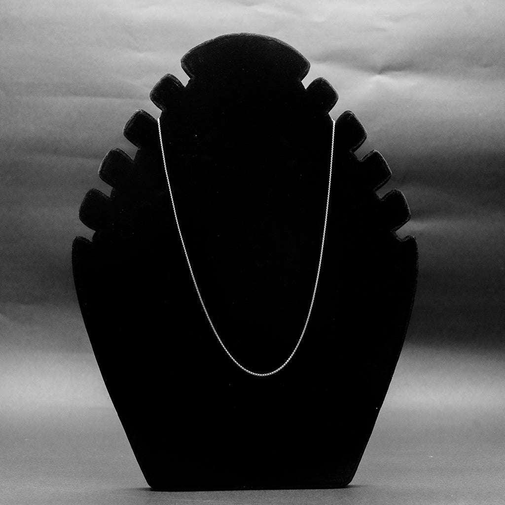Sleek Minimal Silver Rope Chain