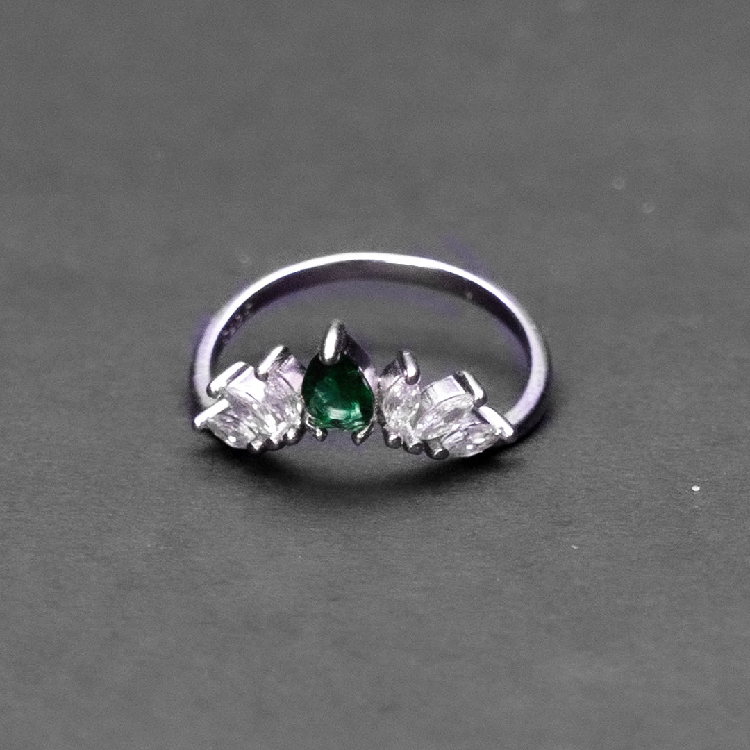 Green Crown Silver Ring