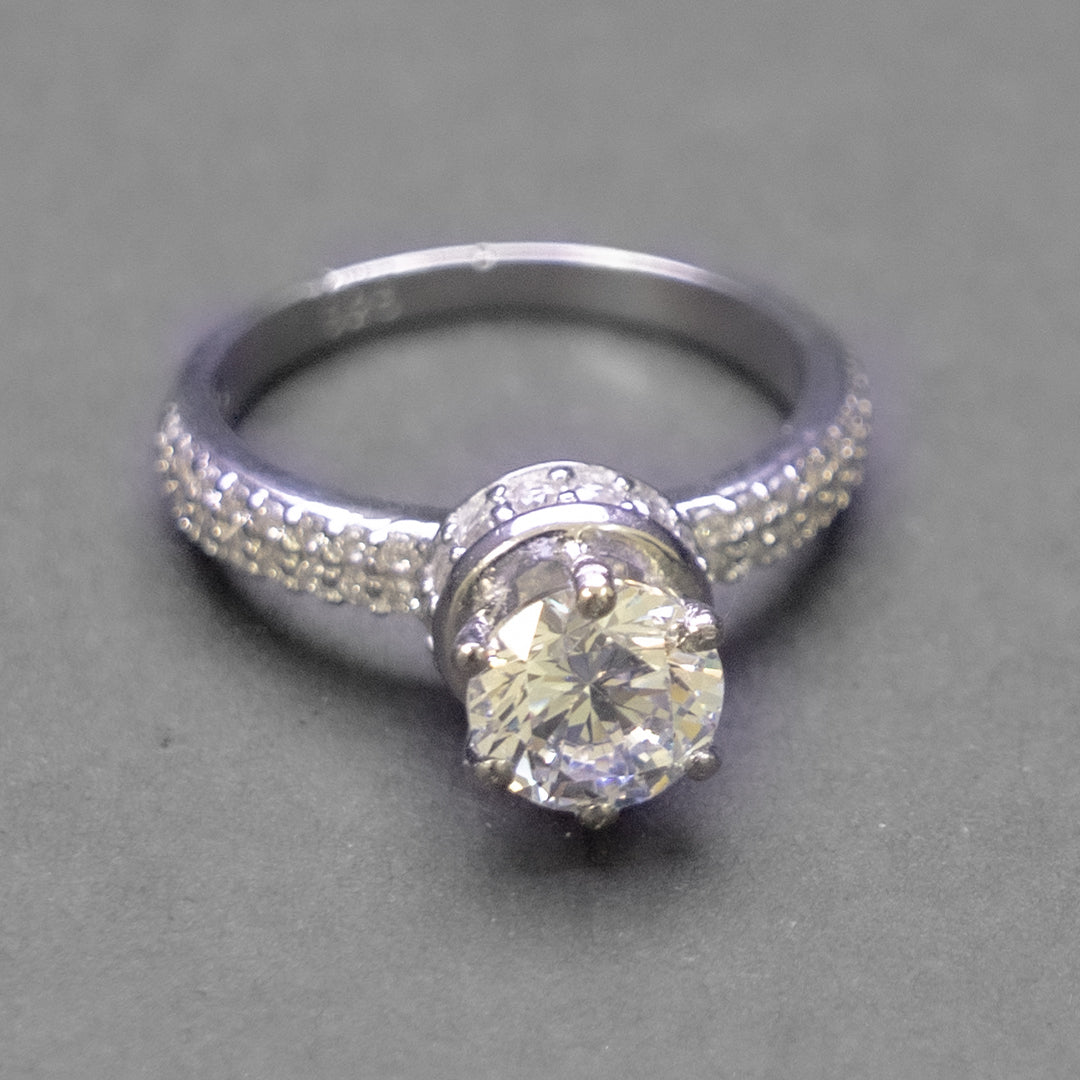 925 Sterling Silver Solitaire Ring for Women