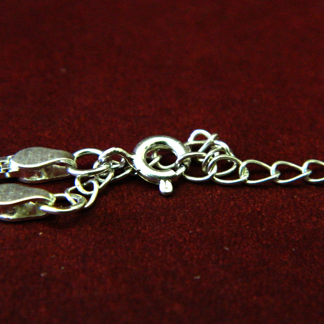 Box Link Tassel Knot Necklace