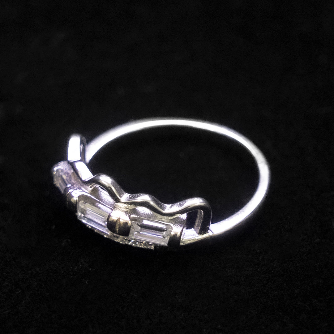 925 Sterling Silver Interlocking Wave Ring