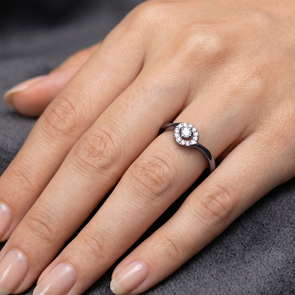 925 Sterling Silver Classic Solitaire Ring