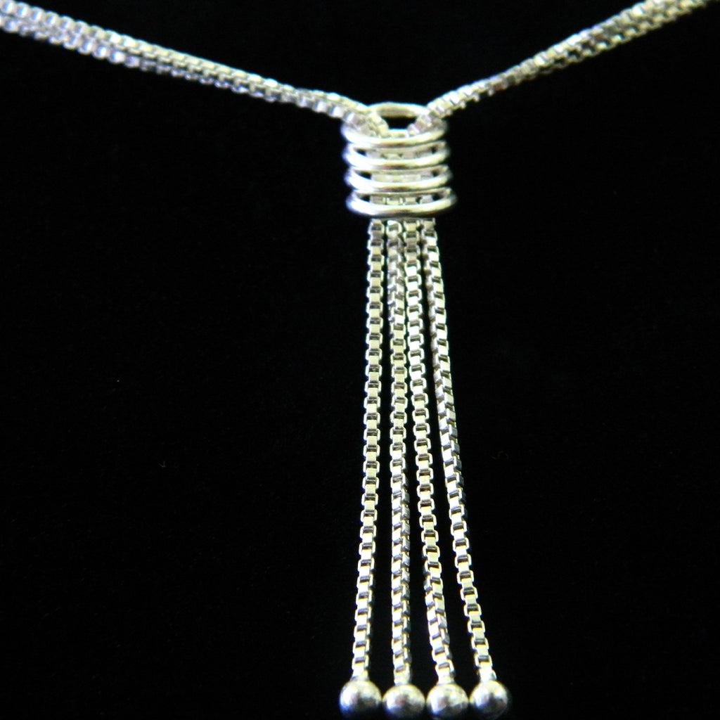 Box Link Tassel Knot Necklace