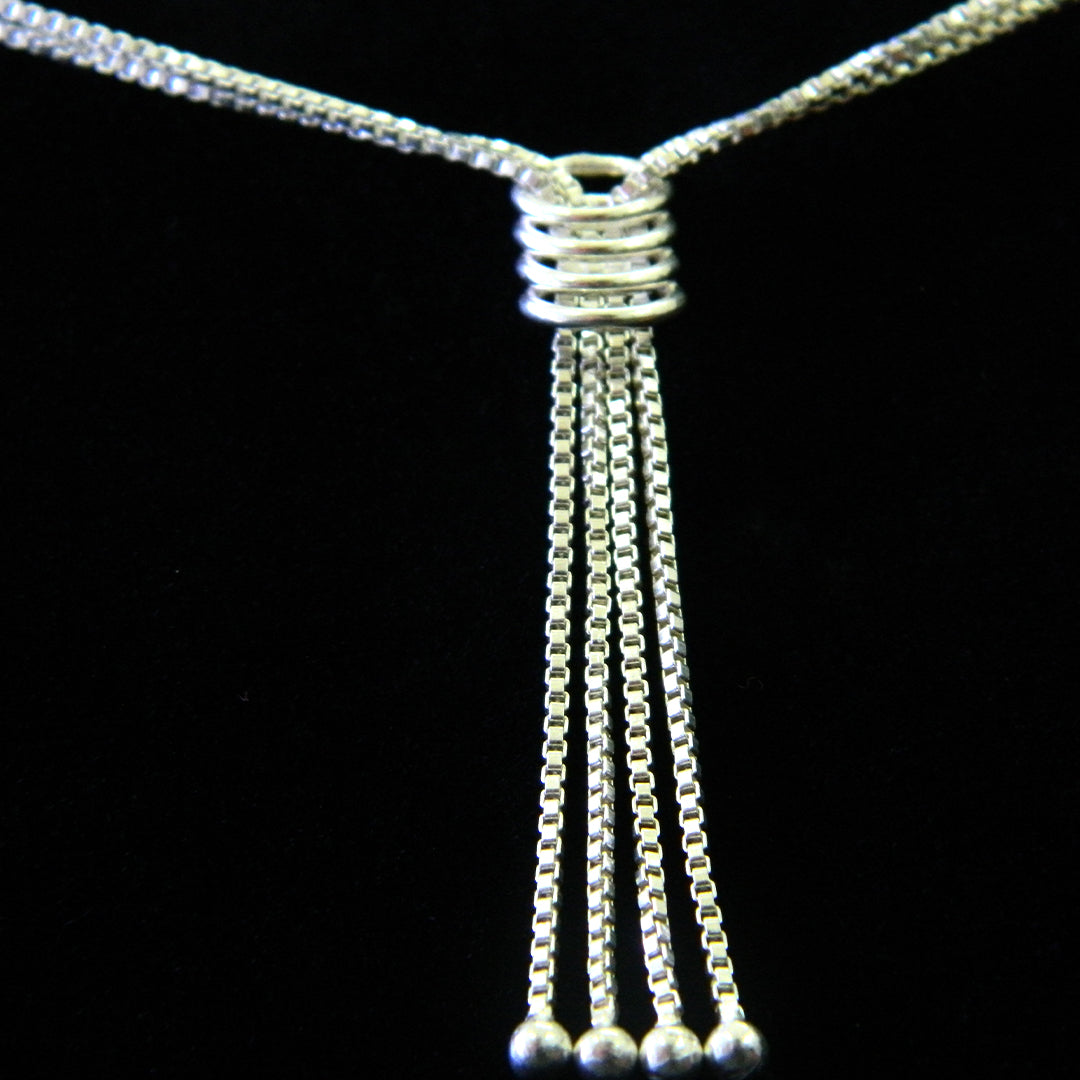 Box Link Tassel Knot Necklace