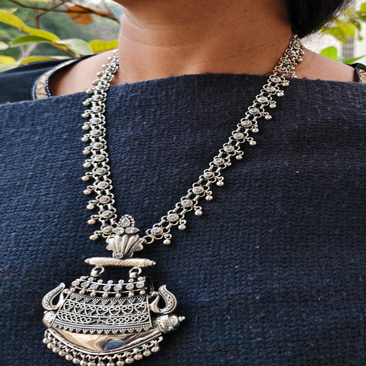 Temple Heritage Tribal Necklace and Earring Set