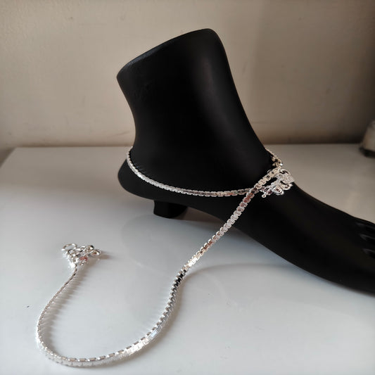 Classic Box Chain Silver Payal
