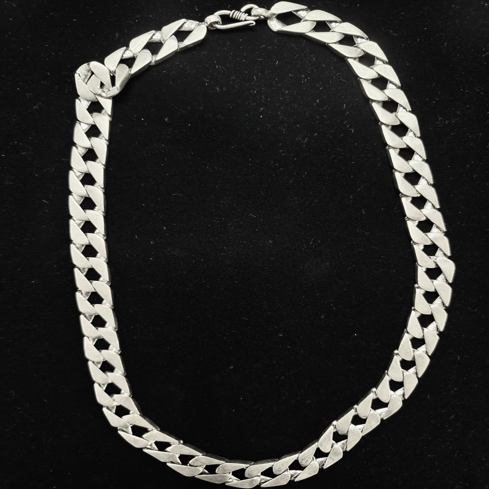 Bold Cuban Link Chain in 925 Sterling Silver
