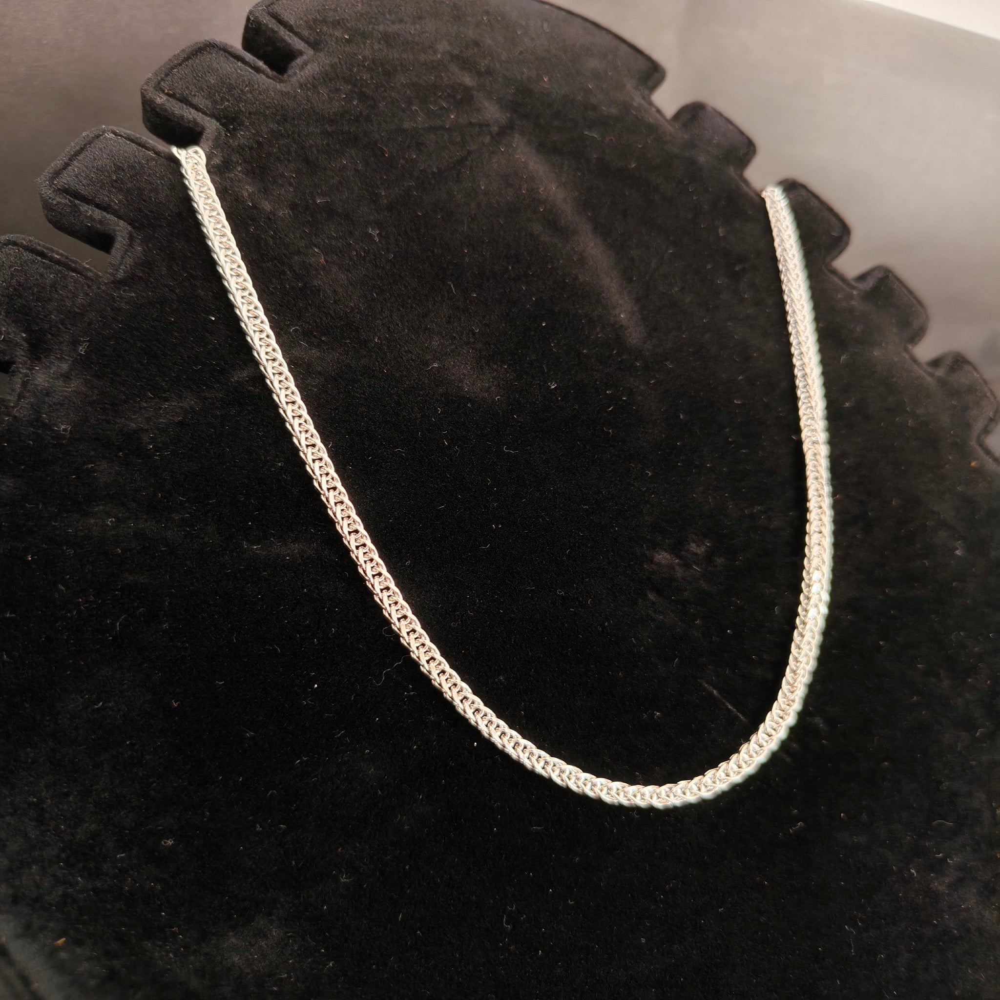 Weave Link Chain