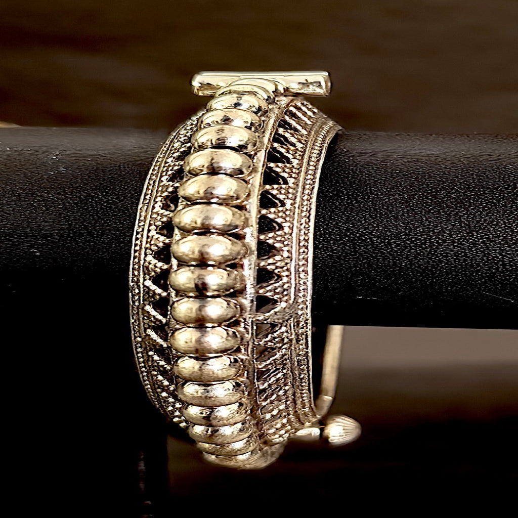 Royal Granule Bangle