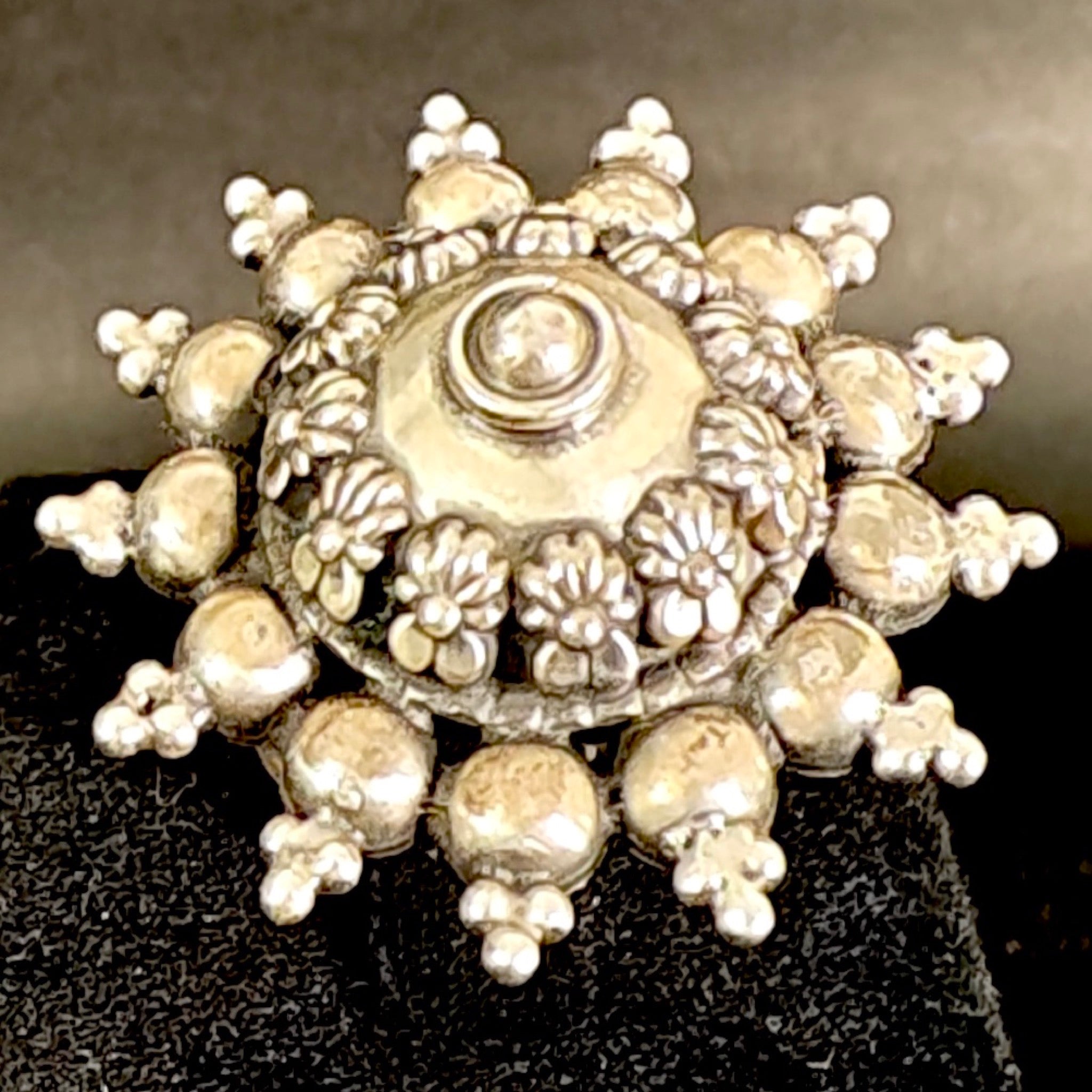 Sunburst Maharani Ring