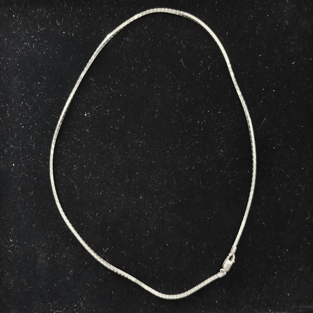 Classic Flat Herringbone Chain