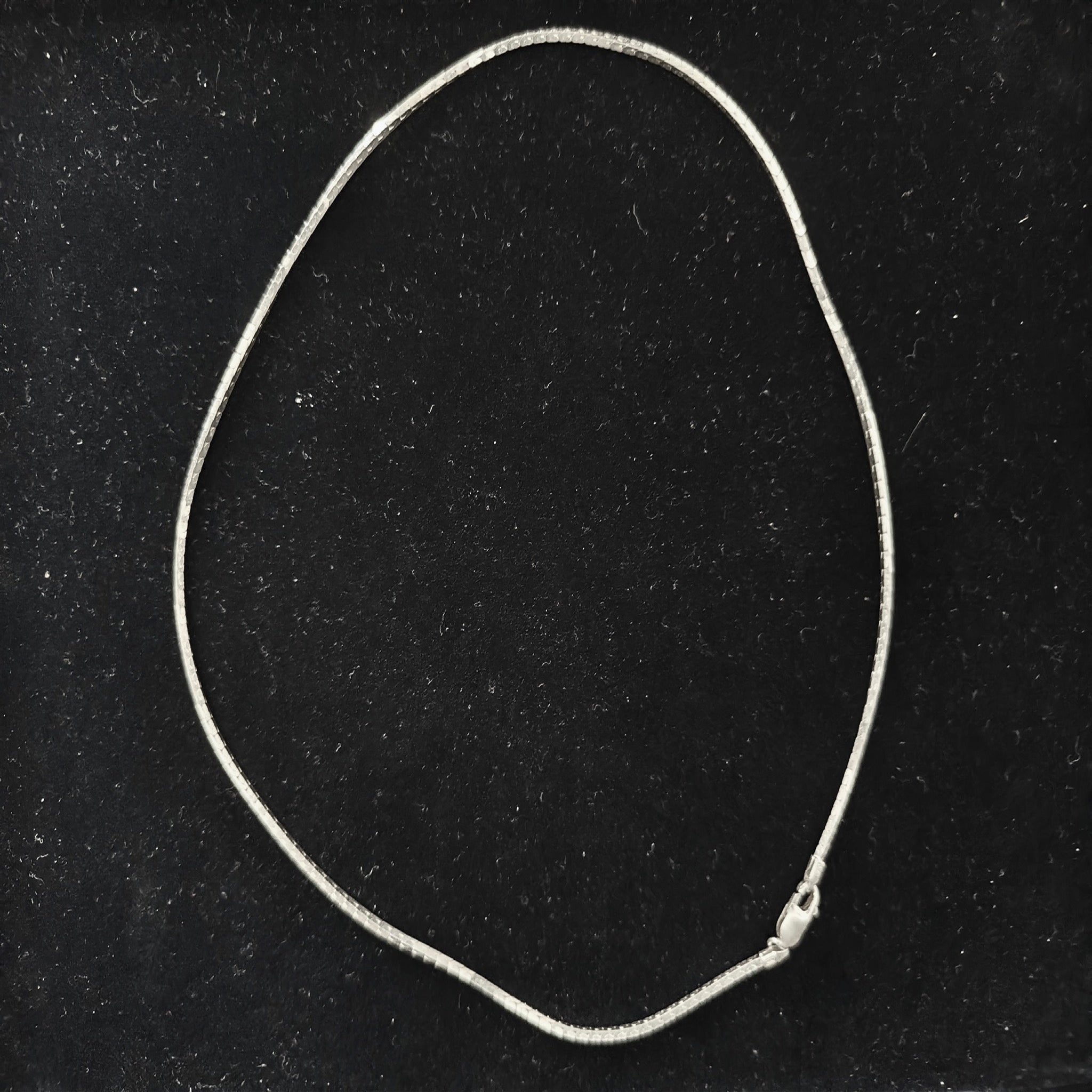 Classic Flat Herringbone Chain