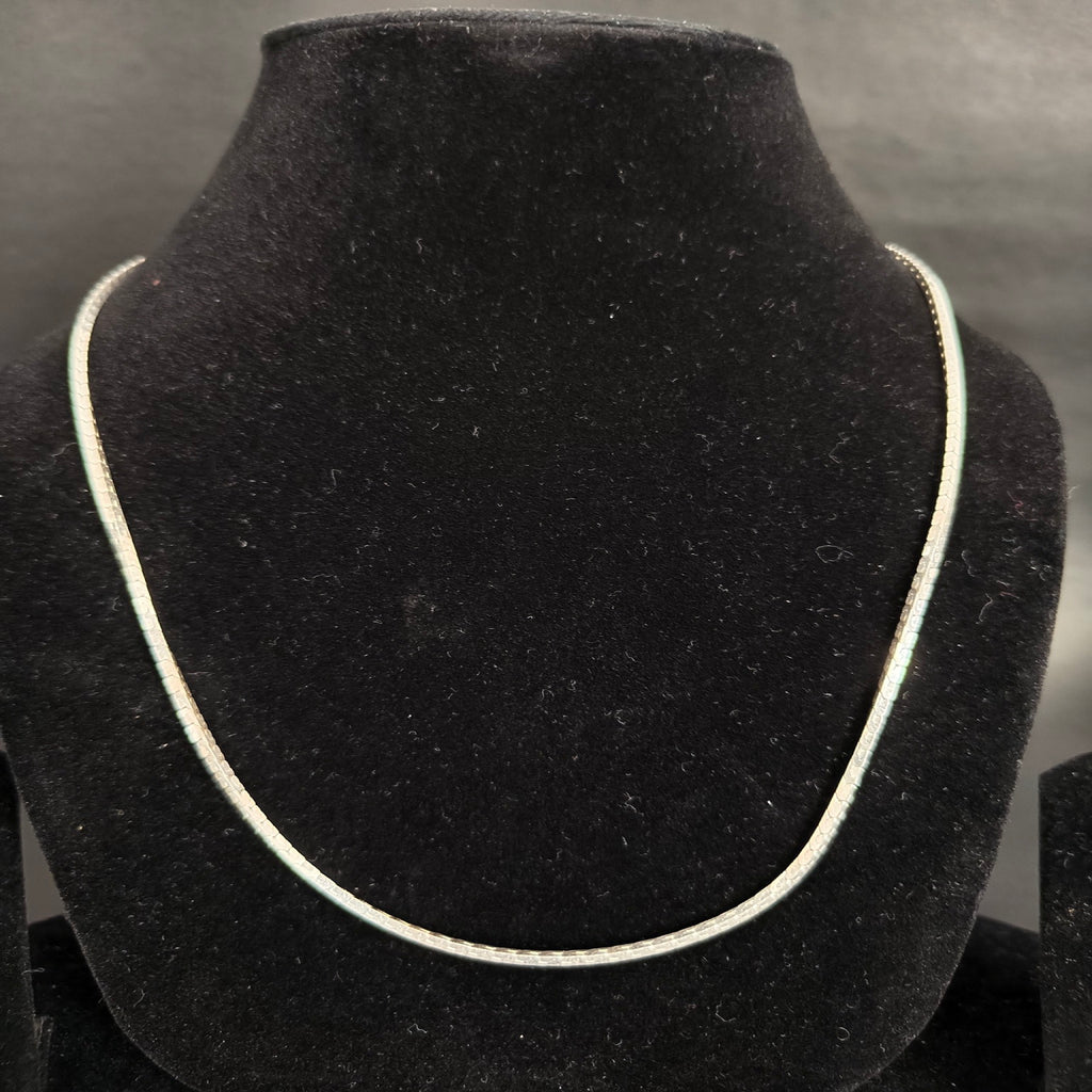 Classic Flat Herringbone Chain
