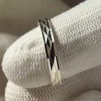 Facet Shine Band Ring