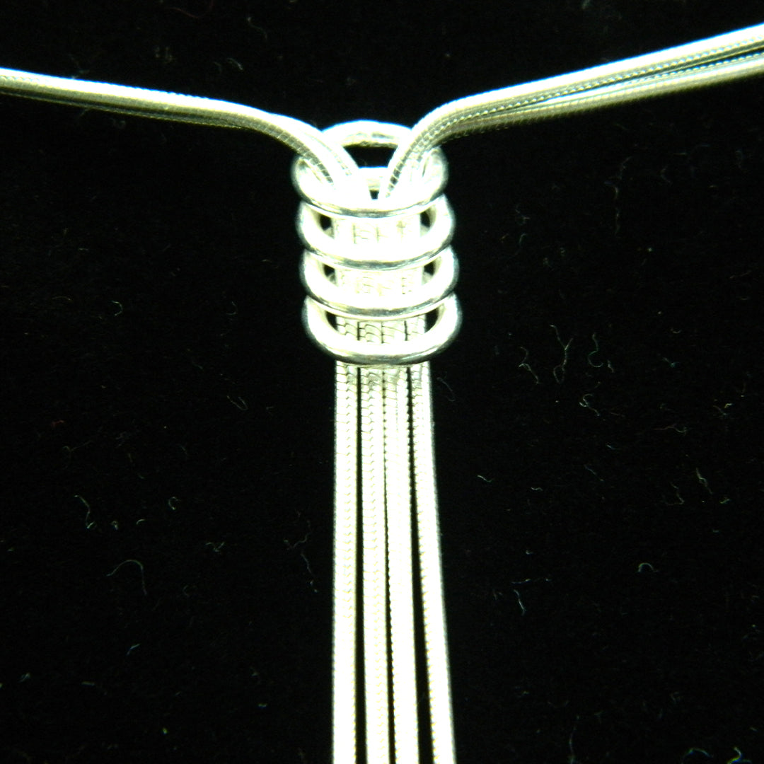 Single Knot Tassel Chain Necklace