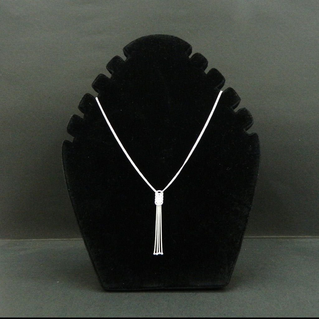 Single Knot Tassel Chain Necklace