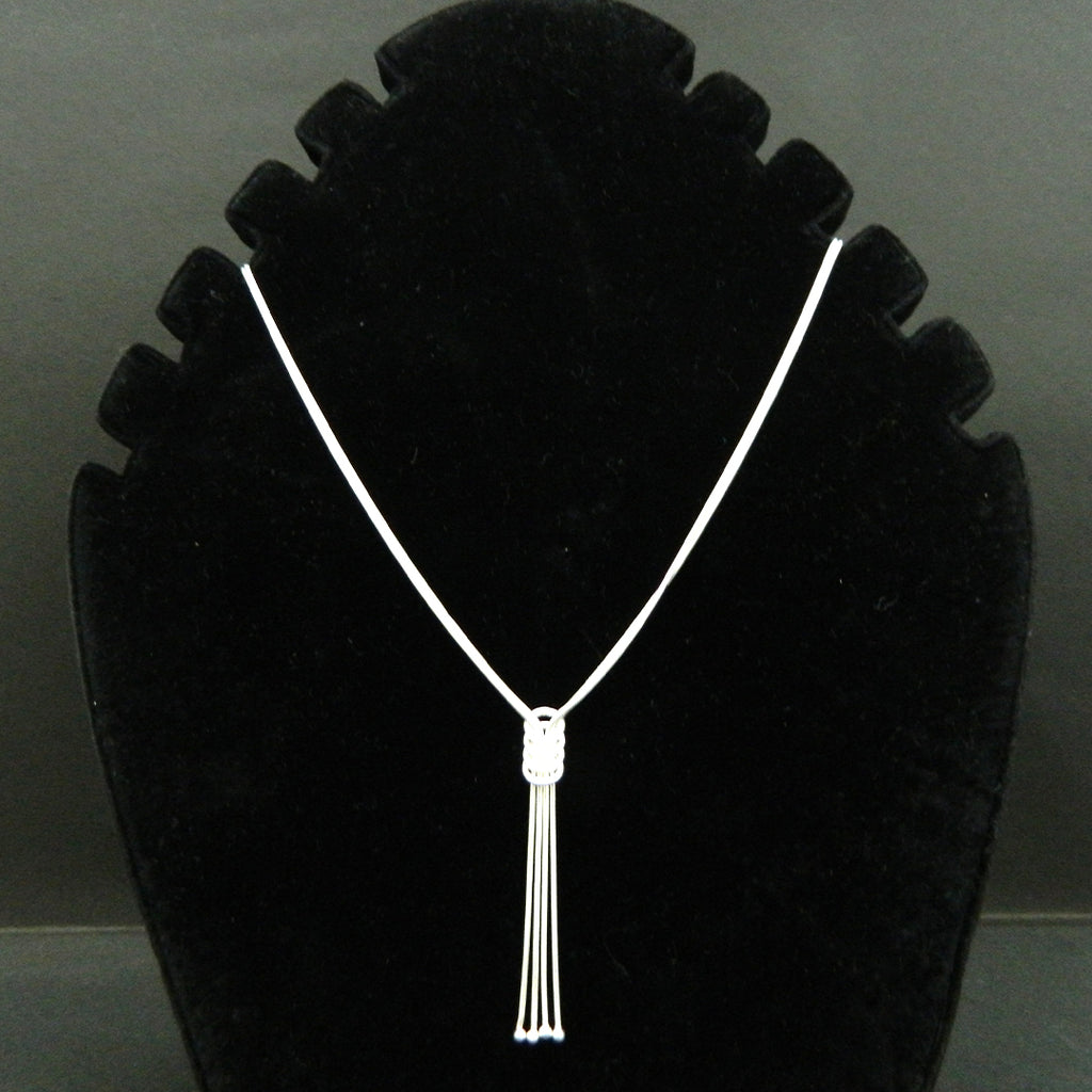 Single Knot Tassel Chain Necklace