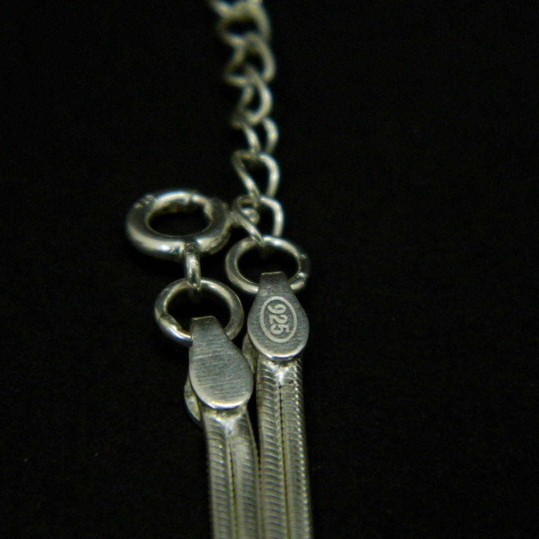 Single Knot Tassel Chain Necklace