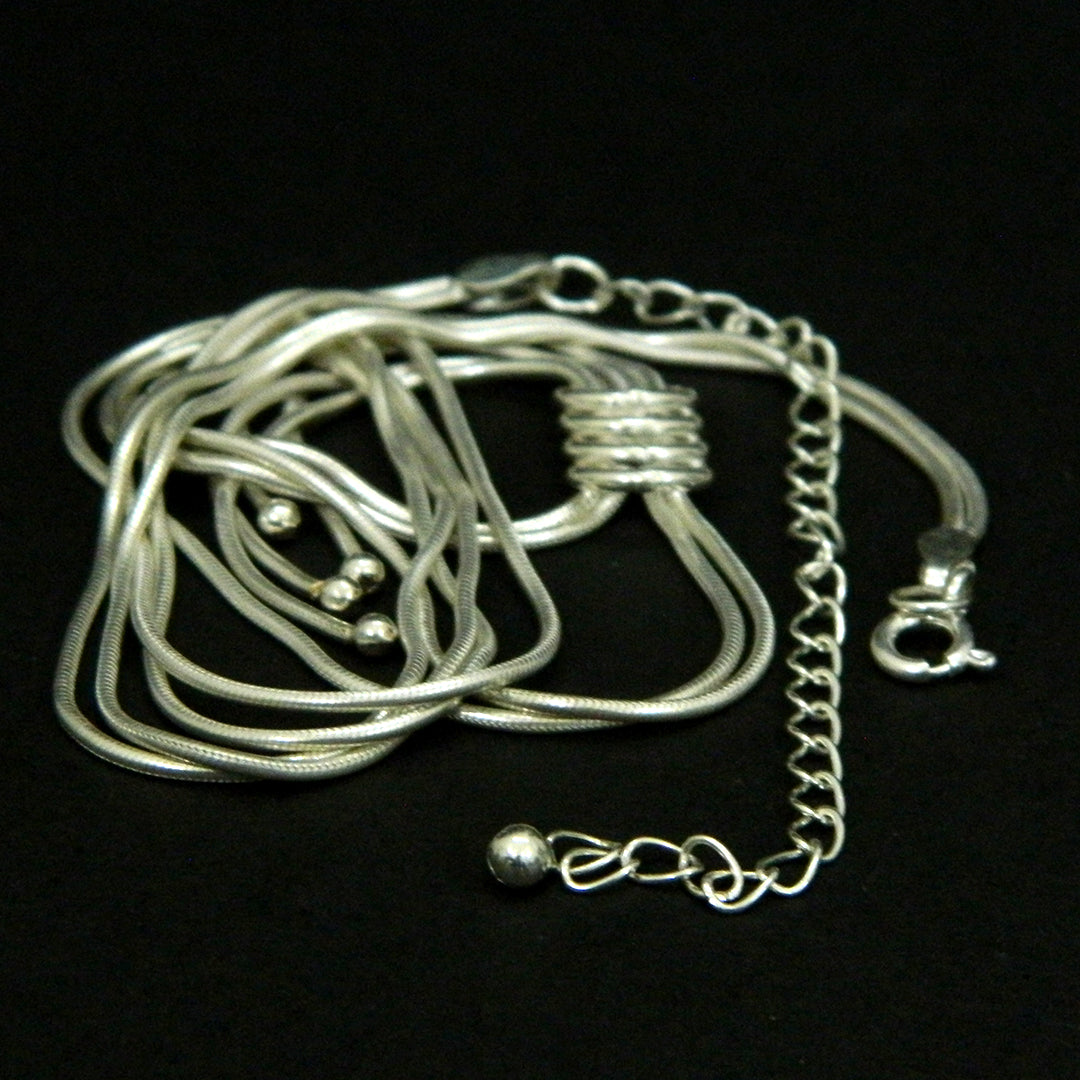 Single Knot Tassel Chain Necklace