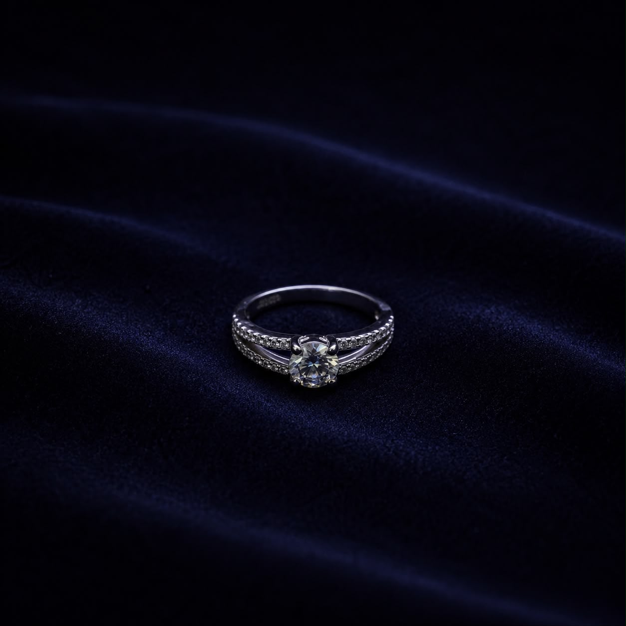 925 Sterling Silver Double Pavé Solitaire Ring